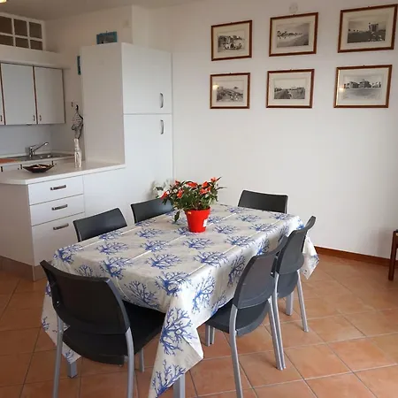 Апартаменты Colorado Lignano *